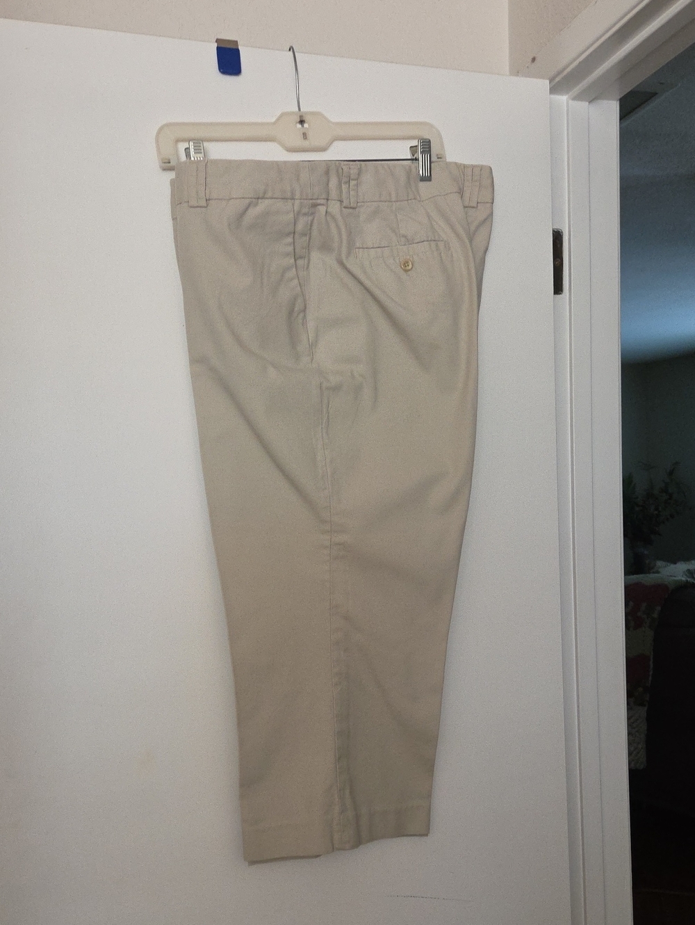 Merona Women's Classic Khaki Cropped Dress Pants
